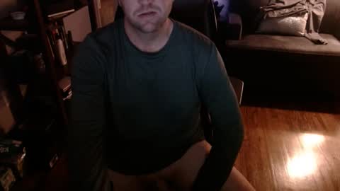 Snapshot of myduckquacks chatting on 02/16/25, 06:10 WatchMeQuack online show from 02/16/25, 06:10