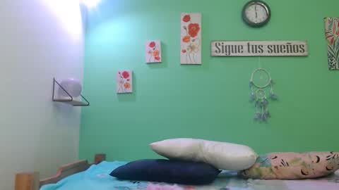 Angel Cute online show from 10/05/25, 07:01