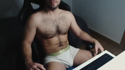 Snapshot of myhairymacho chatting on 03/01/25, 02:23 Juan OF myhairymacho online show from 03/01/25, 02:23