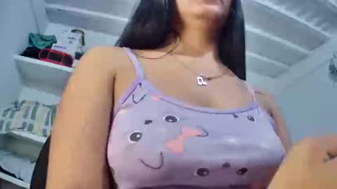 Snapshot of myhoney_hot chatting on 01/16/25, 11:48 myhoney_hot online show from 01/16/25, 11:48
