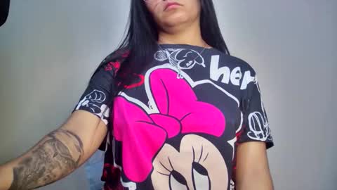 Snapshot of myhoney_hot chatting on 04/14/26, 03:23 myhoney_hot online show from 04/14/26, 03:23