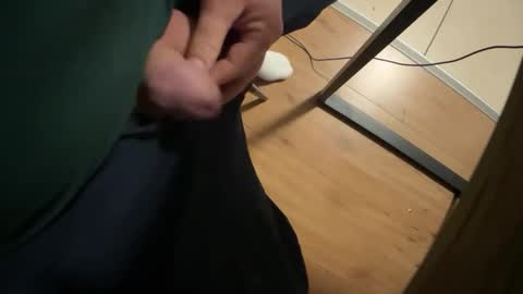 Snapshot of mykytoy chatting on 01/26/25, 10:13 mykytoy online show from 01/26/25, 10:13