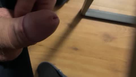 Snapshot of mykytoy chatting on 01/05/26, 10:46 mykytoy online show from 01/05/26, 10:46