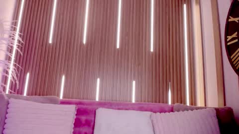 Myla  online show from 11/20/25, 03:50