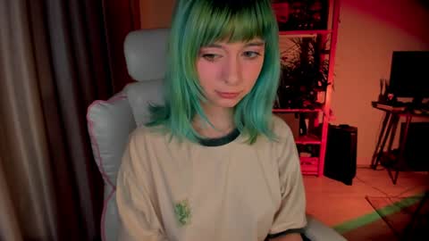 MylaFlores online show from 06/22/26, 11:35
