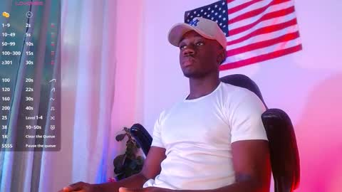 Mylo Wallace  online show from 11/12/25, 07:57