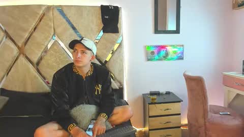 Myluandjack online show from 11/12/25, 08:59