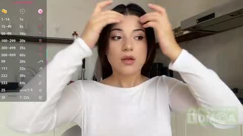 hey its Mel online show from 06/12/26, 12:15