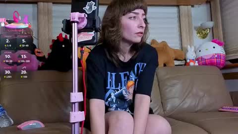 Snapshot of mymindbreaks2 chatting on 03/06/26, 11:23 mymindbreaks online show from 03/06/26, 11:23