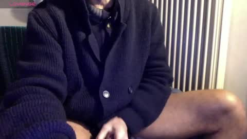 Bi sexy guy lovense hush is on private is open or password show tip if you like. online show from 01/26/25, 09:51