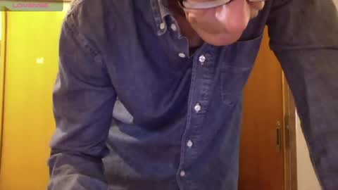 Snapshot of mynakedbeach chatting on 06/22/26, 04:09 Bi sexy guy lovense hush is on private is open or password show tip if you like. online show from 06/22/26, 04:09