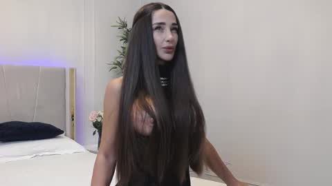 Snapshot of myriamfox_ chatting on 12/01/25, 09:25 Miryam online show from 12/01/25, 09:25