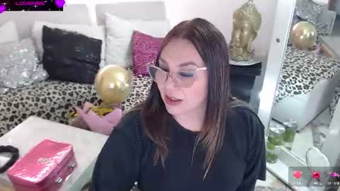 Snapshot of myrnasexxx chatting on 07/11/26, 11:57 Myrna Sessions online show from 07/11/26, 11:57