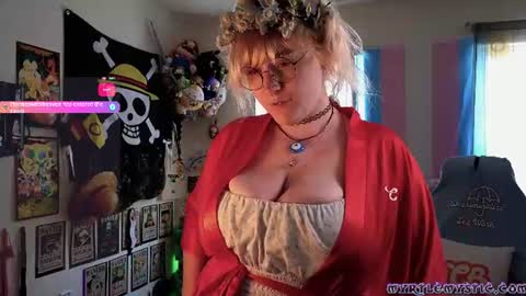 Myrtle Faust online show from 07/04/26, 06:47