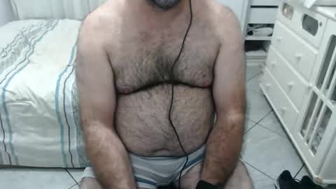 Snapshot of mysterbearmg chatting on 03/11/26, 01:22 mysterbearmg online show from 03/11/26, 01:22