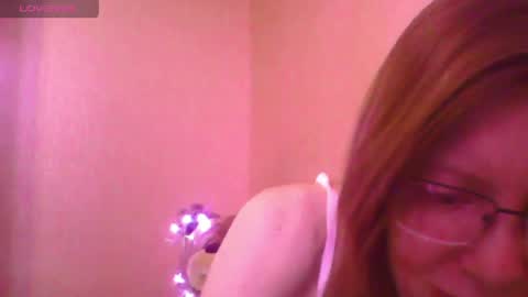Snapshot of mysterious_blondy chatting on 04/08/26, 08:14 mysterious_blondy online show from 04/08/26, 08:14