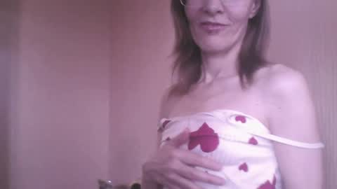 Snapshot of mysterious_blondy chatting on 04/21/26, 06:09 mysterious_blondy online show from 04/21/26, 06:09