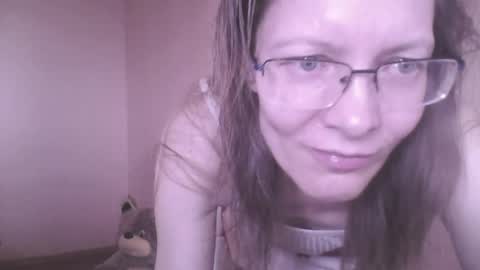 Snapshot of mysterious_blondy chatting on 05/10/26, 06:40 mysterious_blondy online show from 05/10/26, 06:40