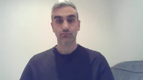 Snapshot of mystery2025 chatting on 10/16/25, 06:42 Mystery2025 online show from 10/16/25, 06:42