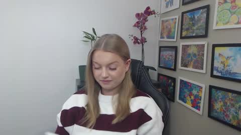 Snapshot of mysteryericax chatting on 03/27/26, 10:26 Erica online show from 03/27/26, 10:26