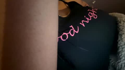 Snapshot of mysterygirl6919 chatting on 12/29/24, 12:20 Mystery online show from 12/29/24, 12:20