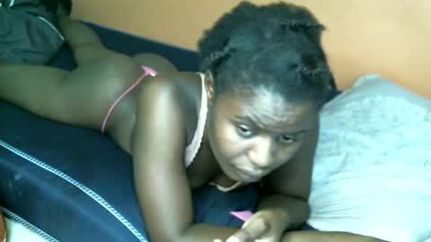 Snapshot of mystic_linna chatting on 02/19/25, 06:43 mystic_linna online show from 02/19/25, 06:43