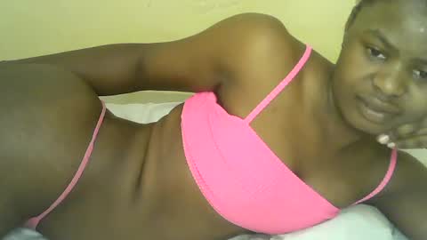 Snapshot of mystic_linna chatting on 06/12/26, 06:01 mystic_linna online show from 06/12/26, 06:01