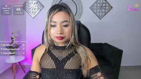 mystic_nova_ online show from 04/28/26, 11:48