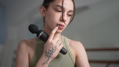 MILLI online show from 12/08/24, 06:54