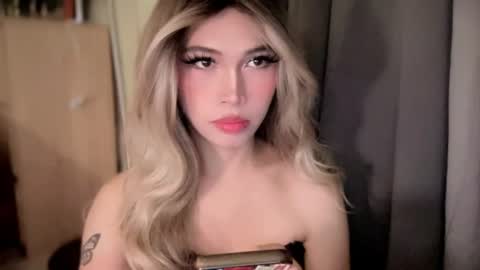 Lucy online show from 06/24/26, 04:22