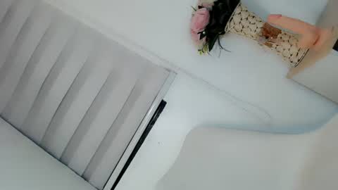 Krestine online show from 01/17/25, 07:38