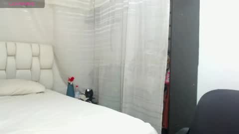 Snapshot of mysticshaira chatting on 06/05/26, 12:11 mysticshaira online show from 06/05/26, 12:11