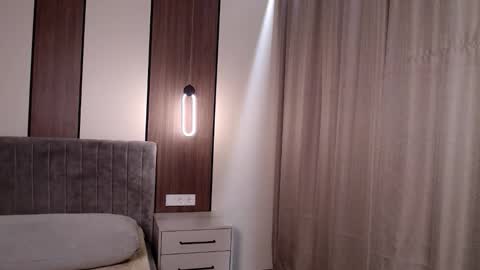 mysticsirenn online show from 12/14/25, 03:50