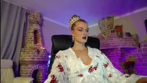 mysticvenus_ online show from 10/07/25, 05:21