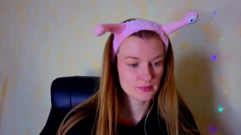 mysticvenus_ online show from 04/07/26, 02:50