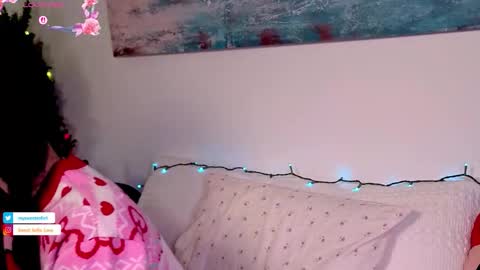 MySweetSofie online show from 12/22/25, 11:24
