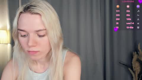 Olivia or just olive online show from 11/09/25, 08:07