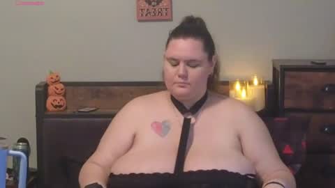 Mzjuicybootay online show from 10/31/25, 10:33