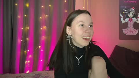 Snapshot of na_prikole_ chatting on 02/07/25, 09:15 Vanessa and Julia  online show from 02/07/25, 09:15