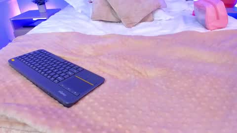 Snapshot of na_yeon_ chatting on 10/30/25, 08:42 AMY online show from 10/30/25, 08:42