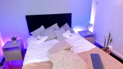 Snapshot of na_yeon_ chatting on 11/27/25, 07:38 AMY online show from 11/27/25, 07:38