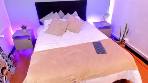 Snapshot of na_yeon_ chatting on 11/29/25, 08:01 AMY online show from 11/29/25, 08:01