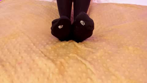 Snapshot of na_yeon_ chatting on 12/04/25, 07:22 AMY online show from 12/04/25, 07:22