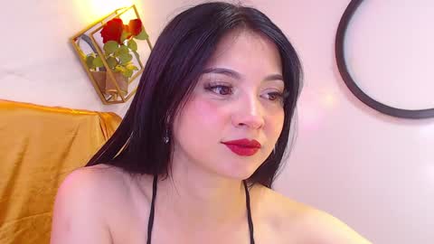 naamah_b online show from 01/22/25, 01:53