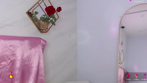 naamah_b online show from 02/19/25, 02:44