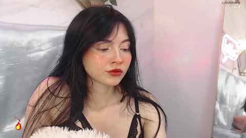 naamah_b online show from 02/25/25, 02:22