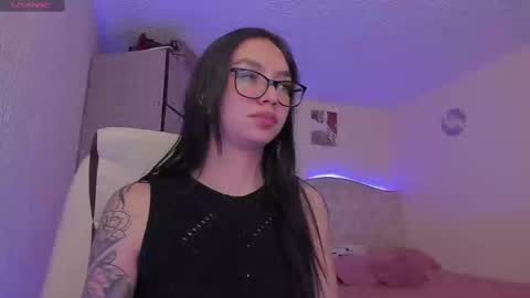 Snapshot of naath_ chatting on 02/27/25, 01:05 anny online show from 02/27/25, 01:05