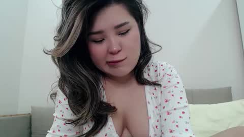Snapshot of nabionlyone chatting on 03/21/26, 11:41 Nabi online show from 03/21/26, 11:41