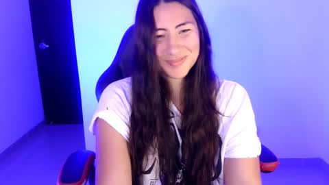 Snapshot of nadia_palmer chatting on 01/13/26, 04:40 Nadi online show from 01/13/26, 04:40