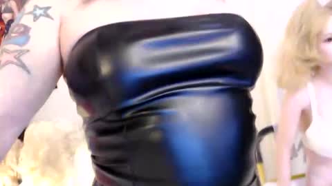 Nadia Vixen online show from 05/15/26, 11:45